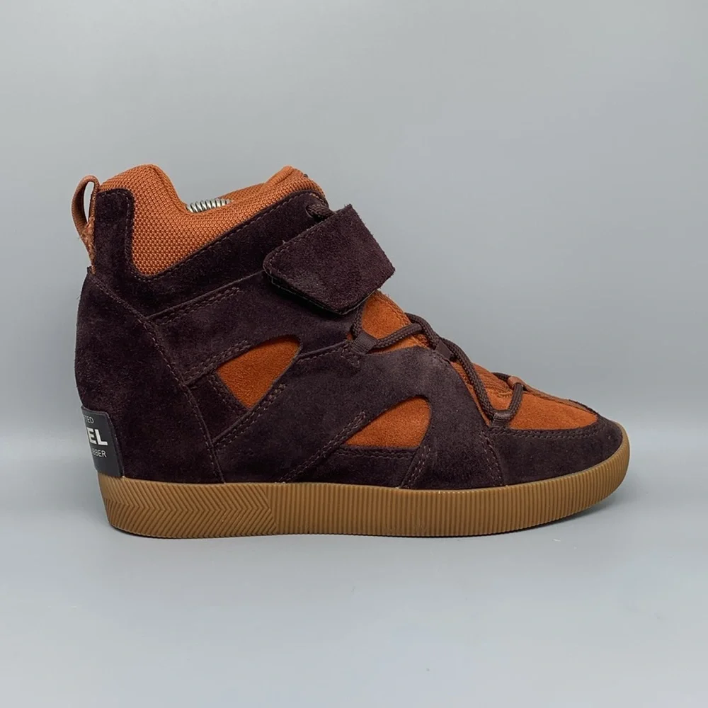 Sorel Out N About Suede Boots Women’s Sz 9‎